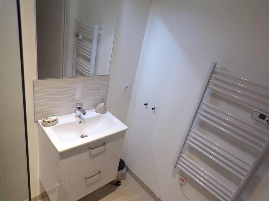 Appartement 2/4 Pers, 44M2, Hypercentre. Lons-le-Saunier Exteriör bild